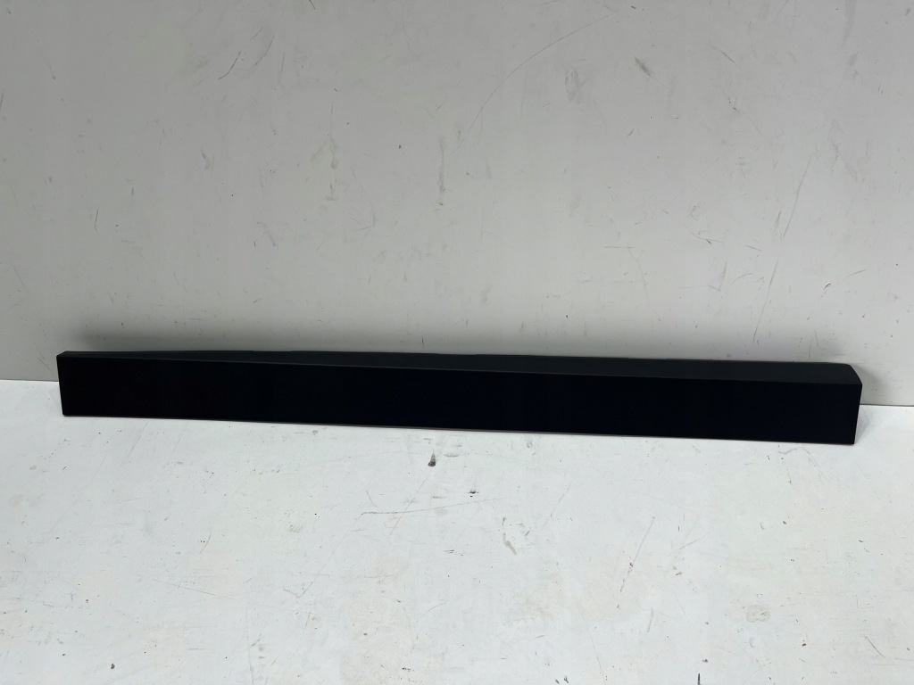 Купити Volvo polestar ii 2 молдинг накладка двері передня права 31672656 ідеальний стан!