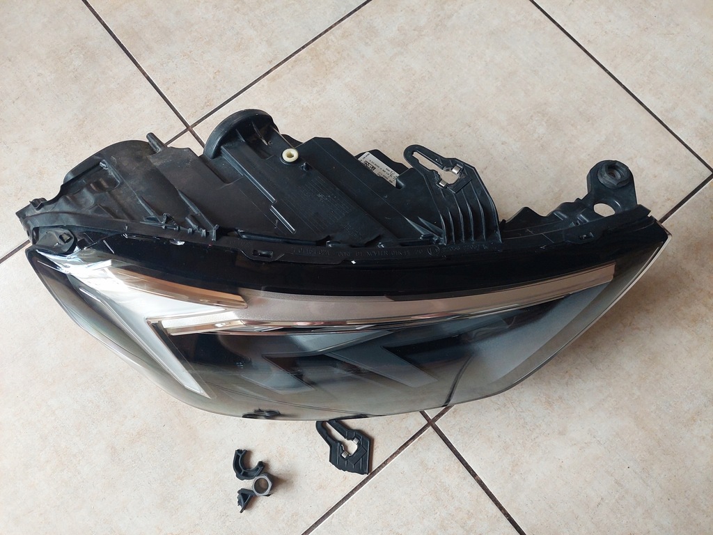 фото №6, Лампа права - full led - audi a1 ii - 82a - 2019