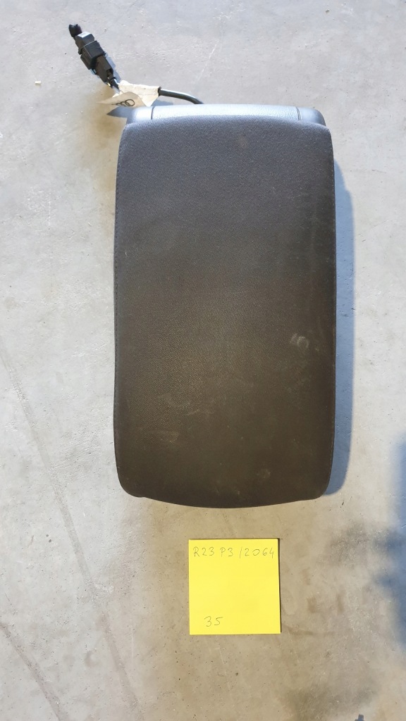 фото №1, Підлокітник audi a6 c6 телефон