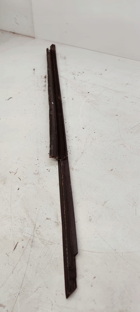 фото №6, Молдинг двері лівий перед mat audi q5 8r 8r0837477c