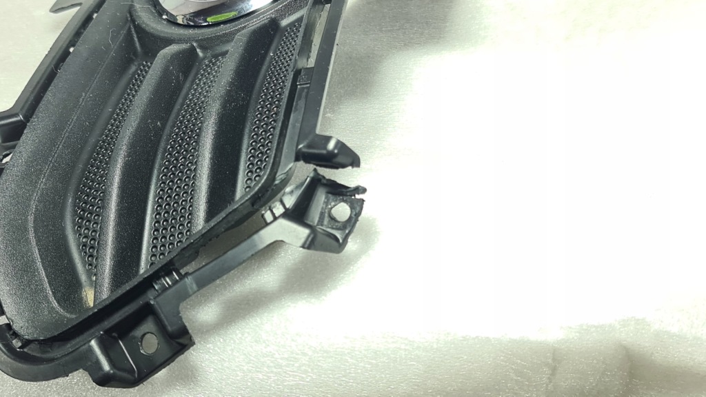 фото №8, Решётка противотуманной фары rh ford fusion usa оригинал ds73-19952-bbw ds7319952bbw