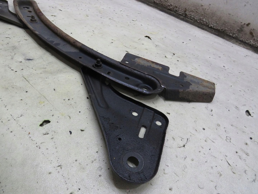 фото №6, Кронштейн подрамник volvo v40 ii 2.0 d4