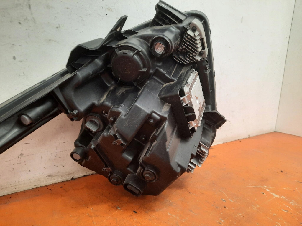 фото №10, Kia sportage v 21- лампа левая перед фара левый передний