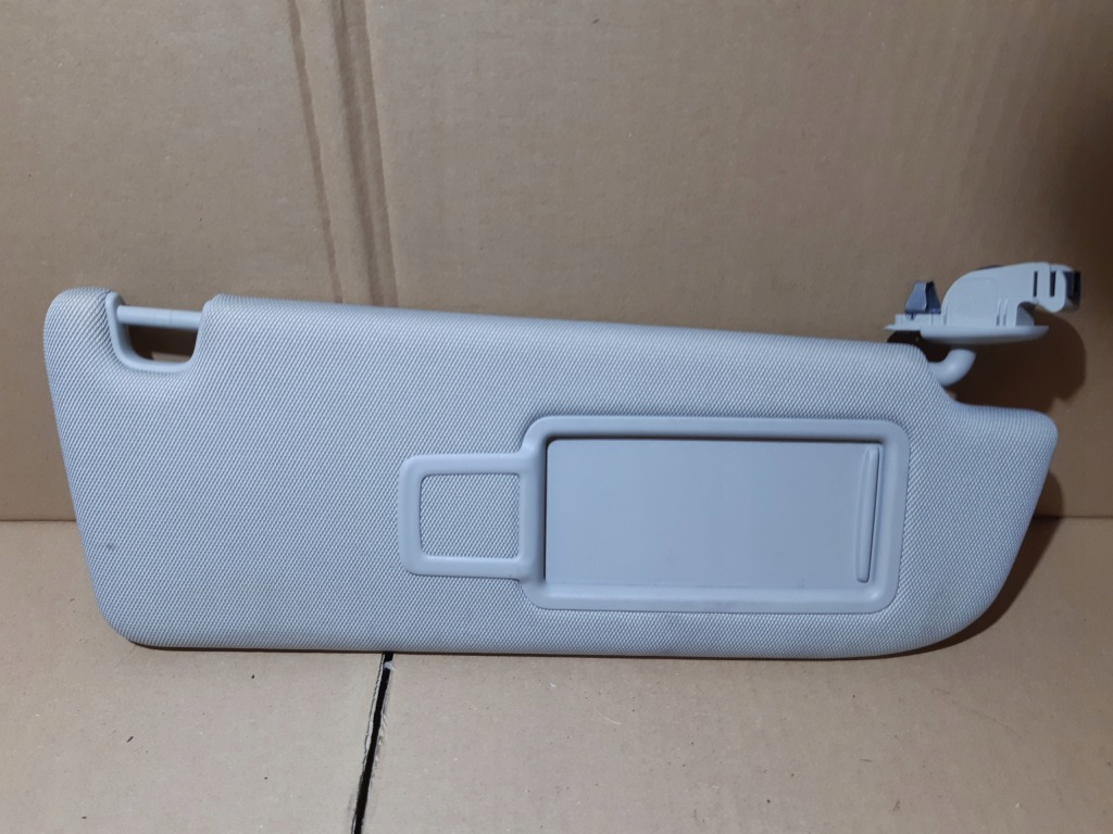 фото №1, Audi a6 c7 защита солнцезащитная правая 4g0857552