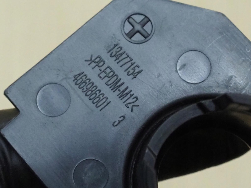 фото №13, Opel кронштейн датчика парковки opel 13477154 новый crossland