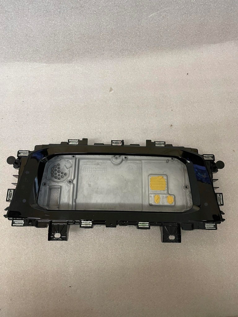 фото №6, Vw golf 8 рамка спідометра a2c1821560200 5h0920340