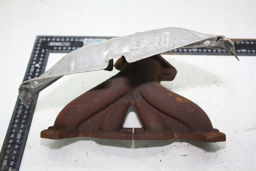 фото №10, Коллектор выпускной dacia sandero 1.2 16v 8200082645 243421