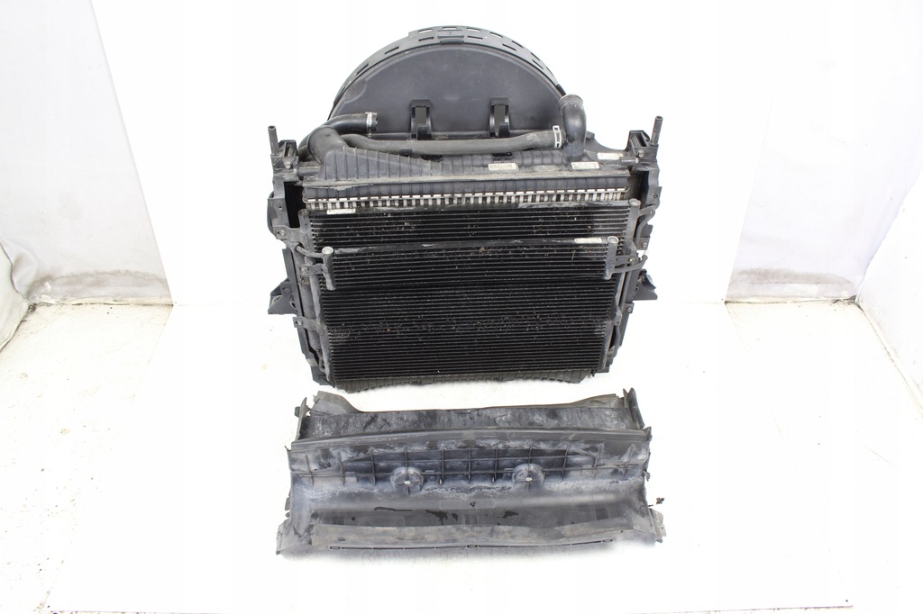 фото №1, Радіатор комплект 3,0 tdv6 discovery iv