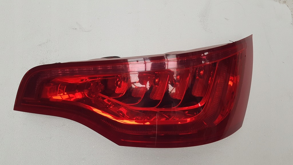 Купити Фара задній задня правий led audi q7 4l0 рестайлінг  4l0945094f