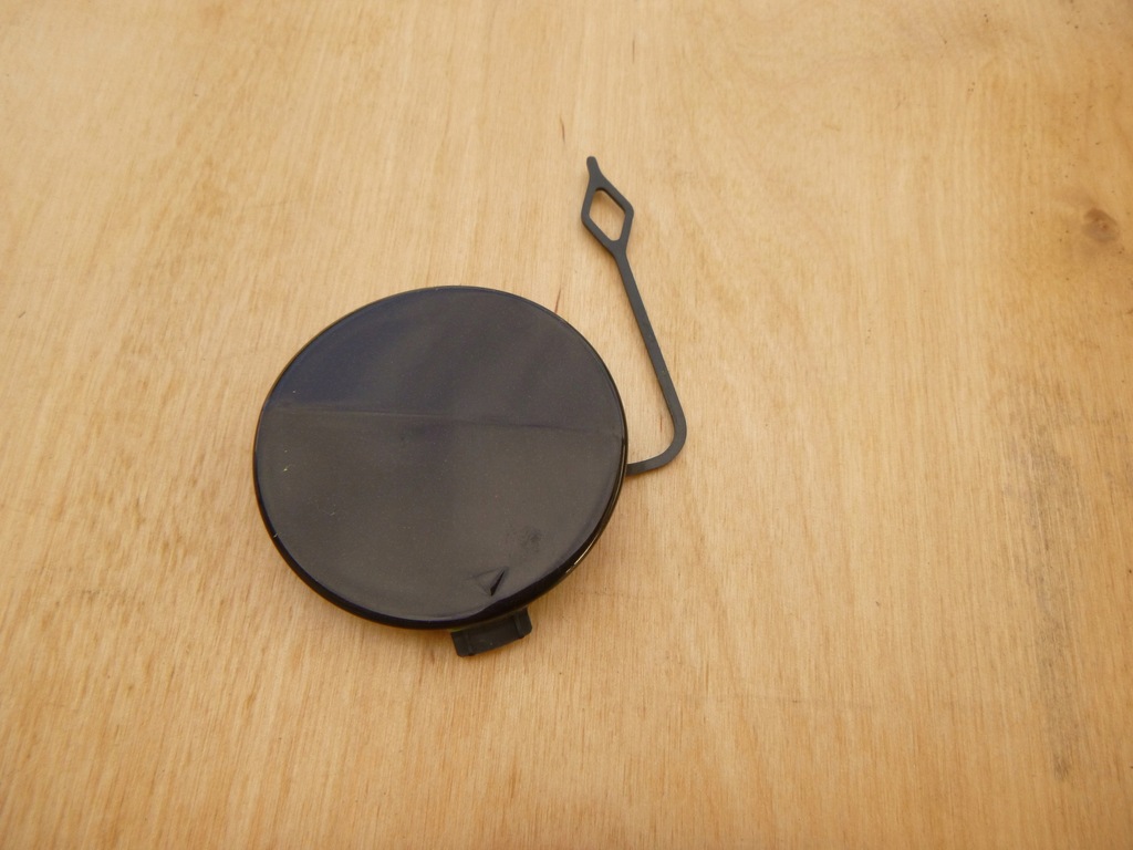 фото №1, Bmw f32 f33 f36 заглушка фаркоп hak бампер перед