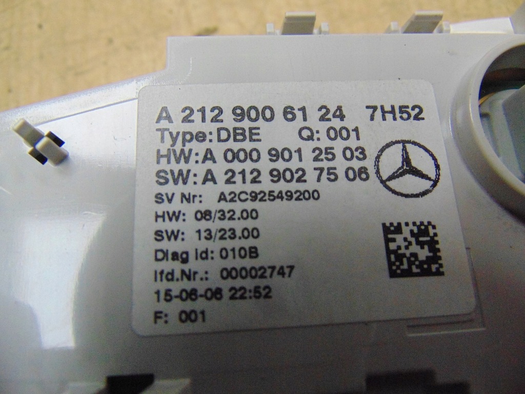 фото №13, Лампа освещение салона кабины mercedes w212