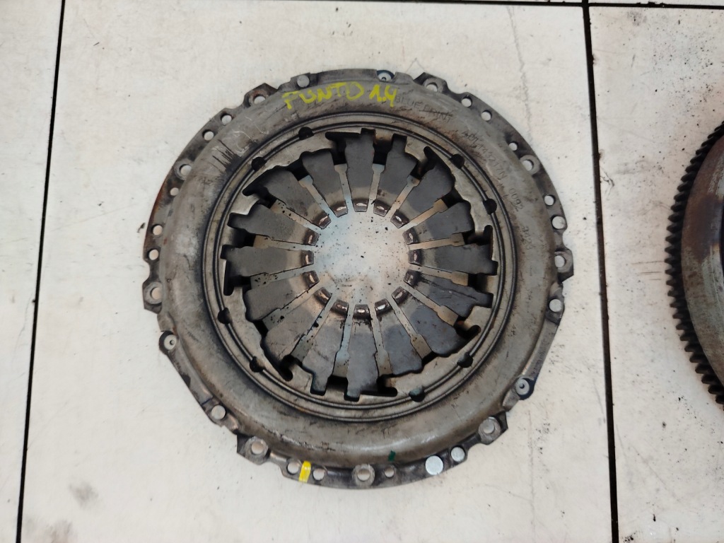 фото №1, Fiat grande punto 1.4 b t-jet 05r- зчеплення повний маховик з двома масами притиск диск