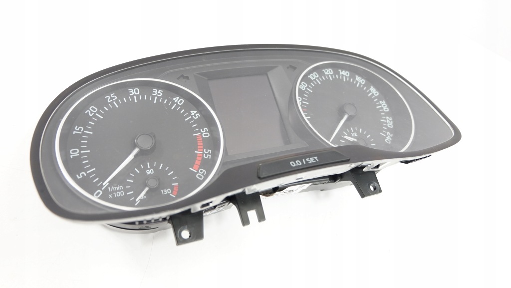 фото №7, Skoda fabia iii 1.4 tdi счетчик приборы 6v0920741