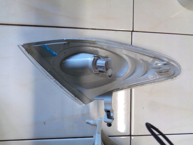 фото №8, Premacy 05 lift фара лампа поворотник левый