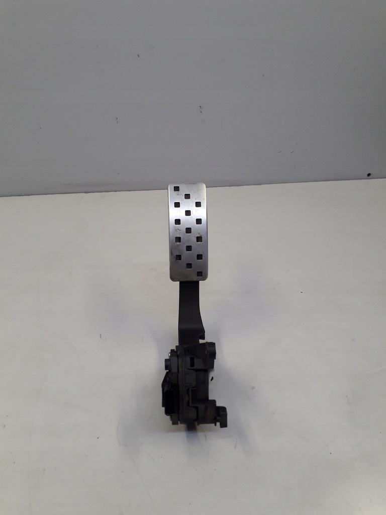 фото №1, Renault clio iv 1.2 tce педаль газу 180026380r