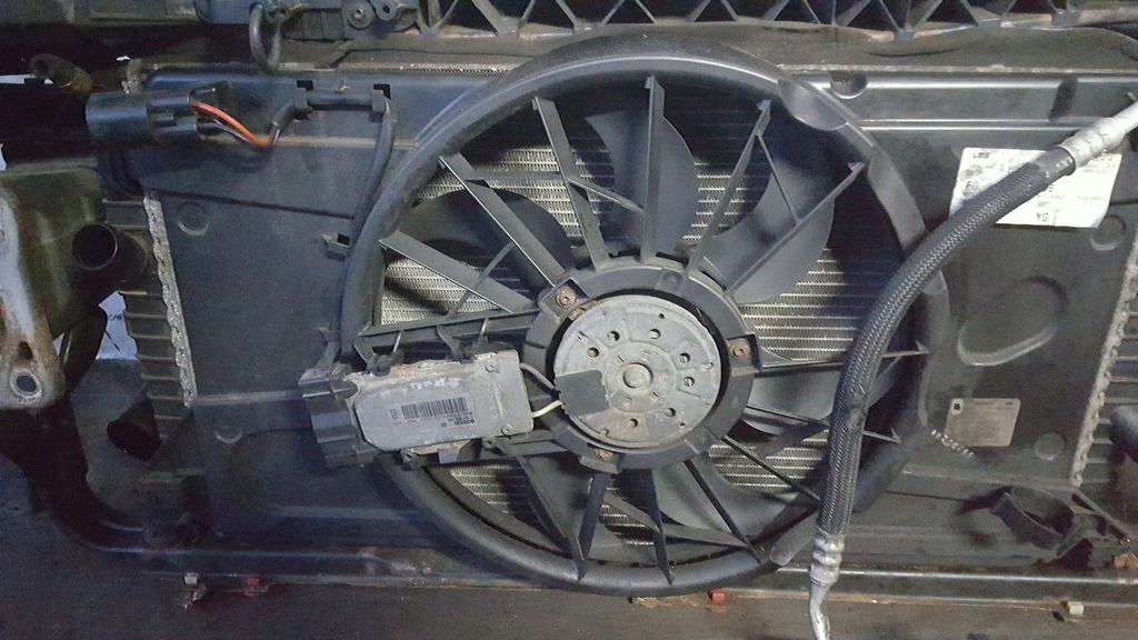 фото №12, Pas передний радиатор ford c-max 2,0 tdci