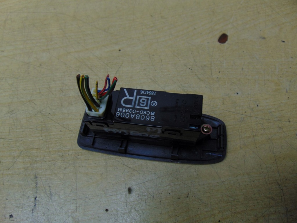 фото №6, Переключатель окон правый задняя mitsubishi pajero iii