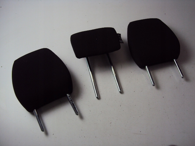 фото №2, Підголівники задня mercedes x-klasa