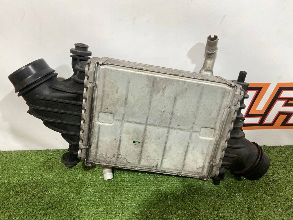 фото №8, Интеркулер радиатор f-pace x761 lx73-6k775-ac