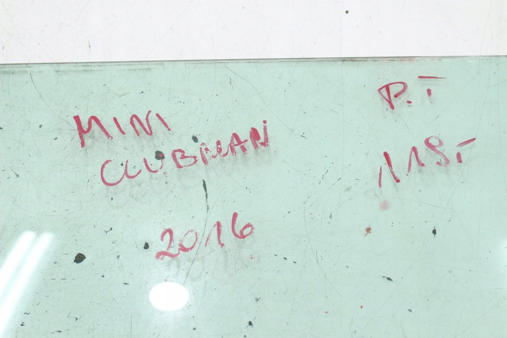 фото №3, Стекло правый задняя дверь mini clubman 16r