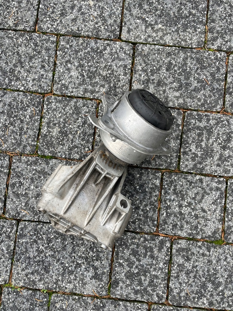 фото №1, Кронштейн подушка двигателя alfa romeo stelvio 20r.