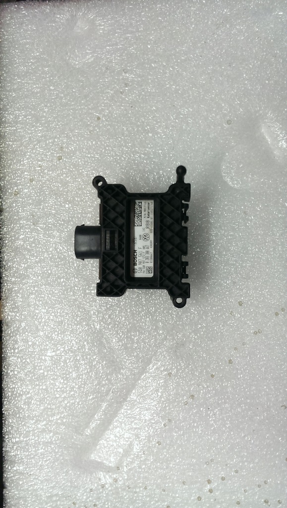 фото №2, Радар distronic датчик audi vw 5q0907561f оригинал
