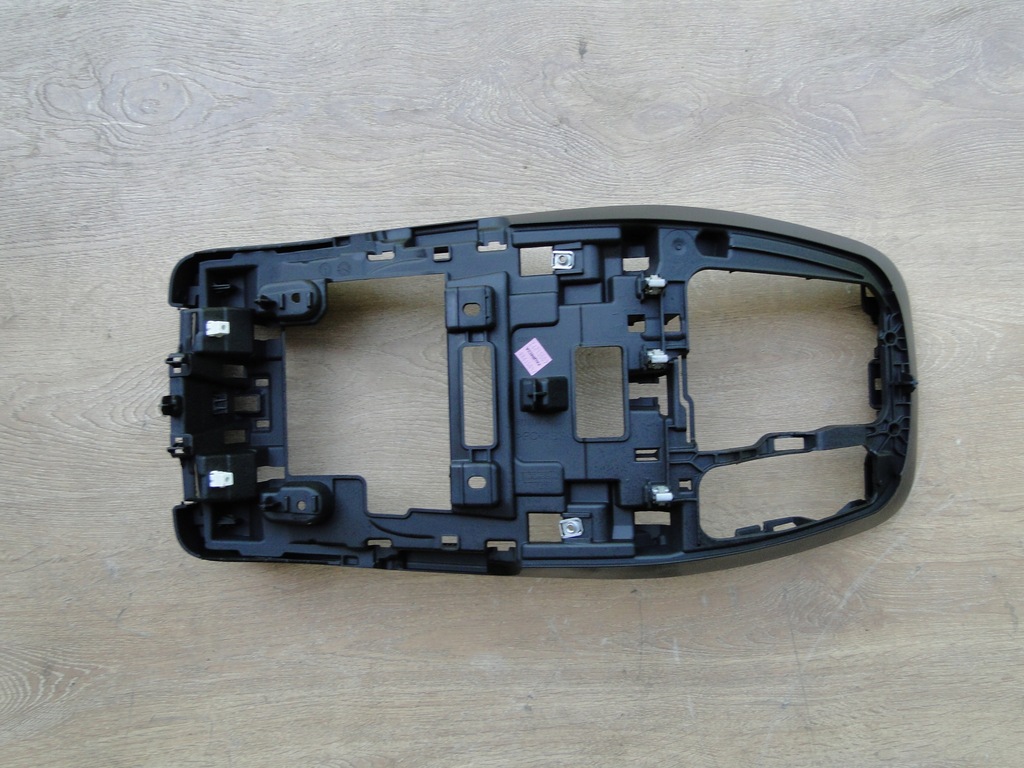 фото №7, Рамка na туннель renault scenic 4 682607429r