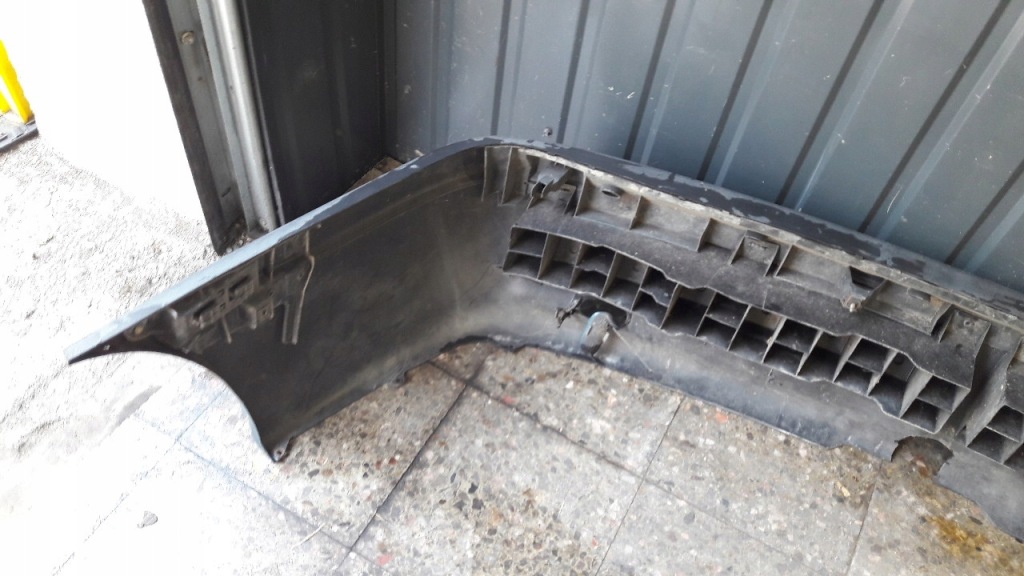 фото №11, 7700818723 бампер задняя renault laguna i