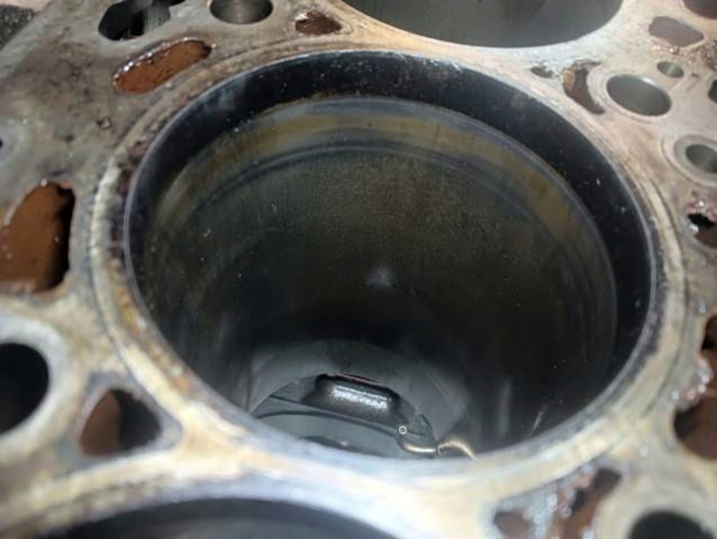 фото №7, Vw passat b8 2.0 tdi блок двигуна 03n023a