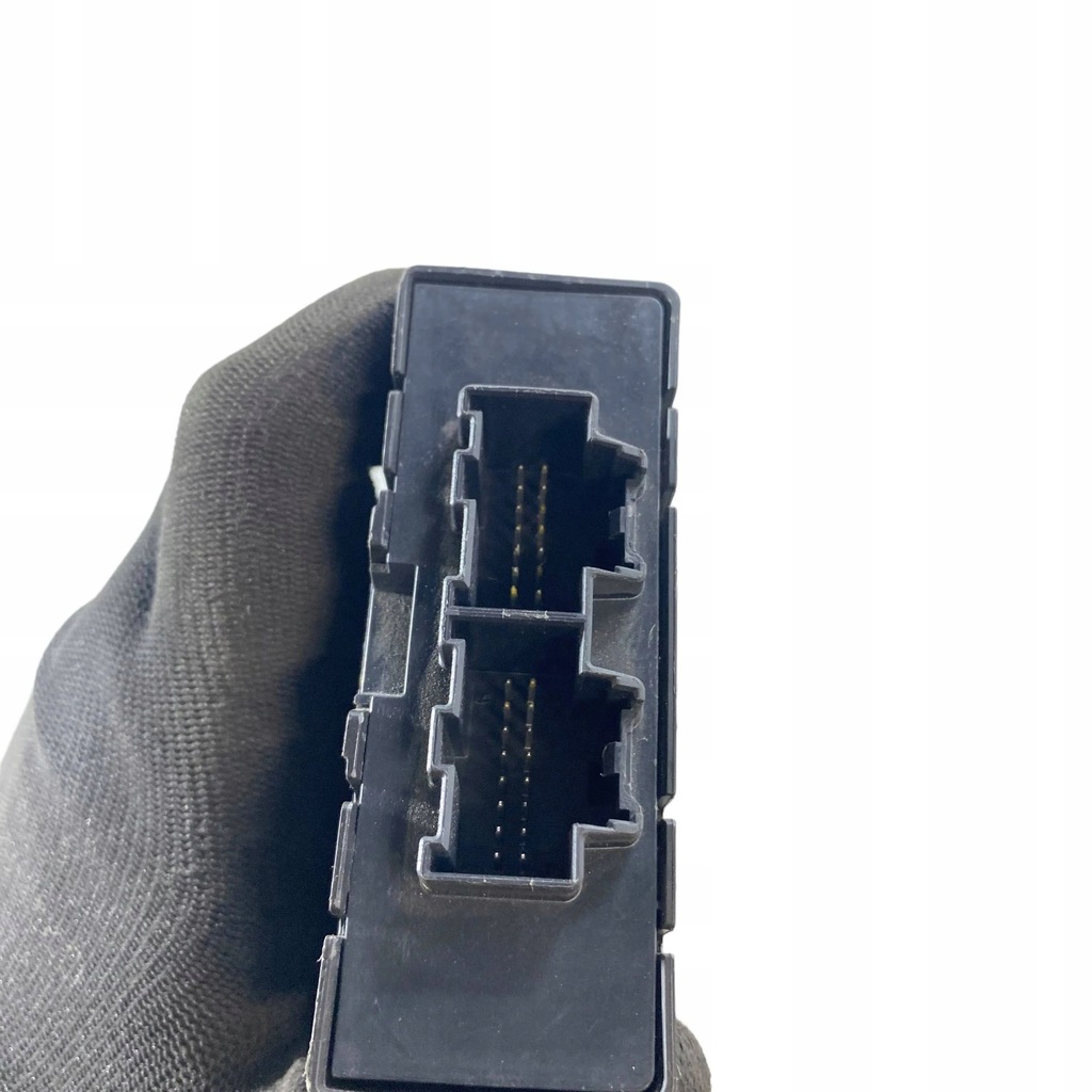 фото №7, Chevrolet camaro 2019 блоки управления