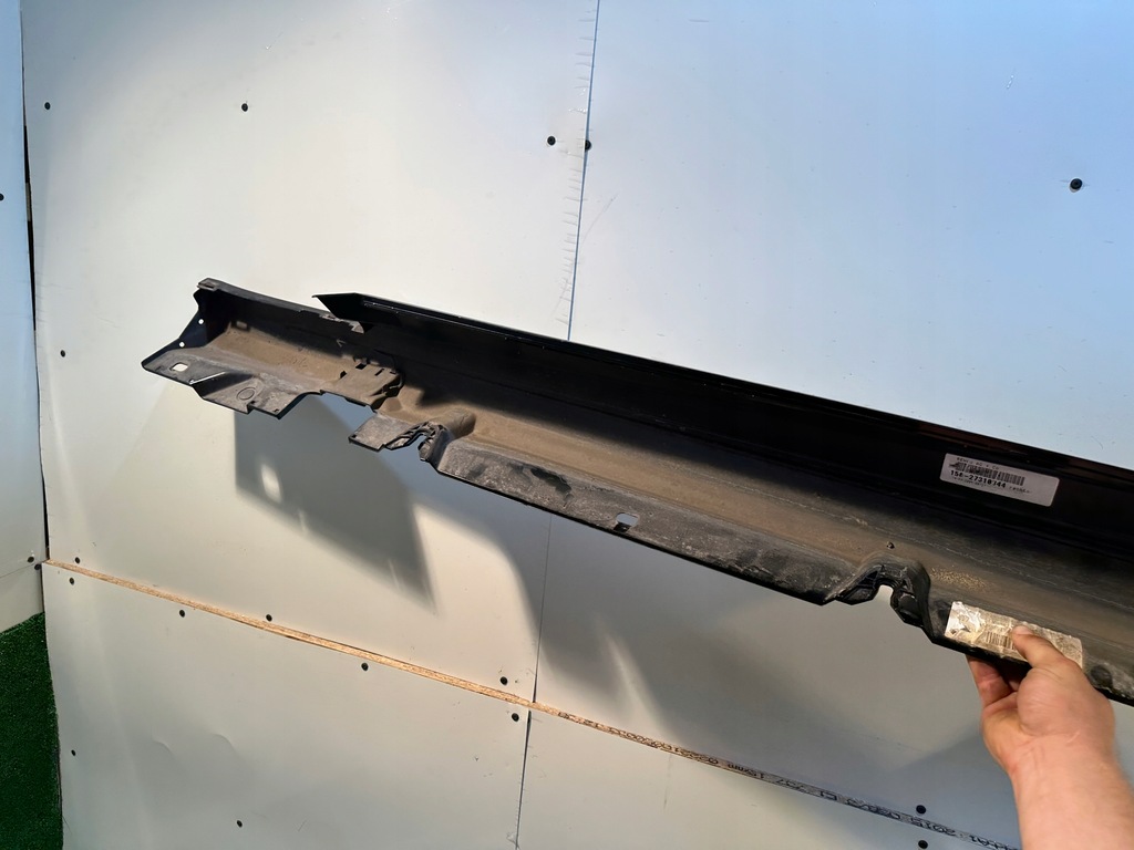 фото №7, Mercedes-benz оригінальний номер a2056908000 молдинг накладка поріг