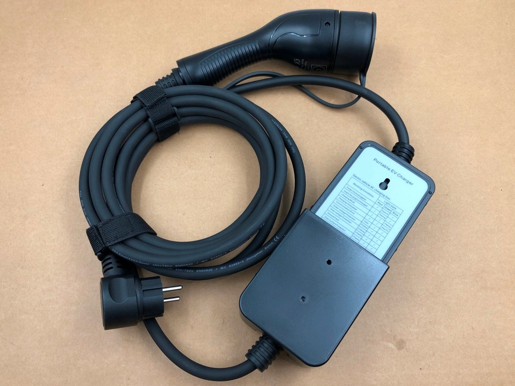 фото №8, Зарядное устройство электрический автомобиль 13a-16a 230v 3,5kw typ 2 версия europa