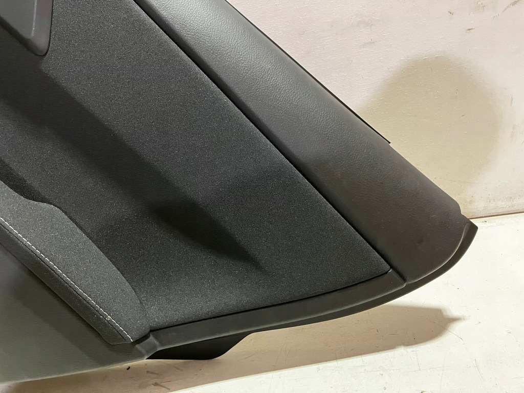 фото №8, Auris ii lift selection обшивка дверь правый задняя