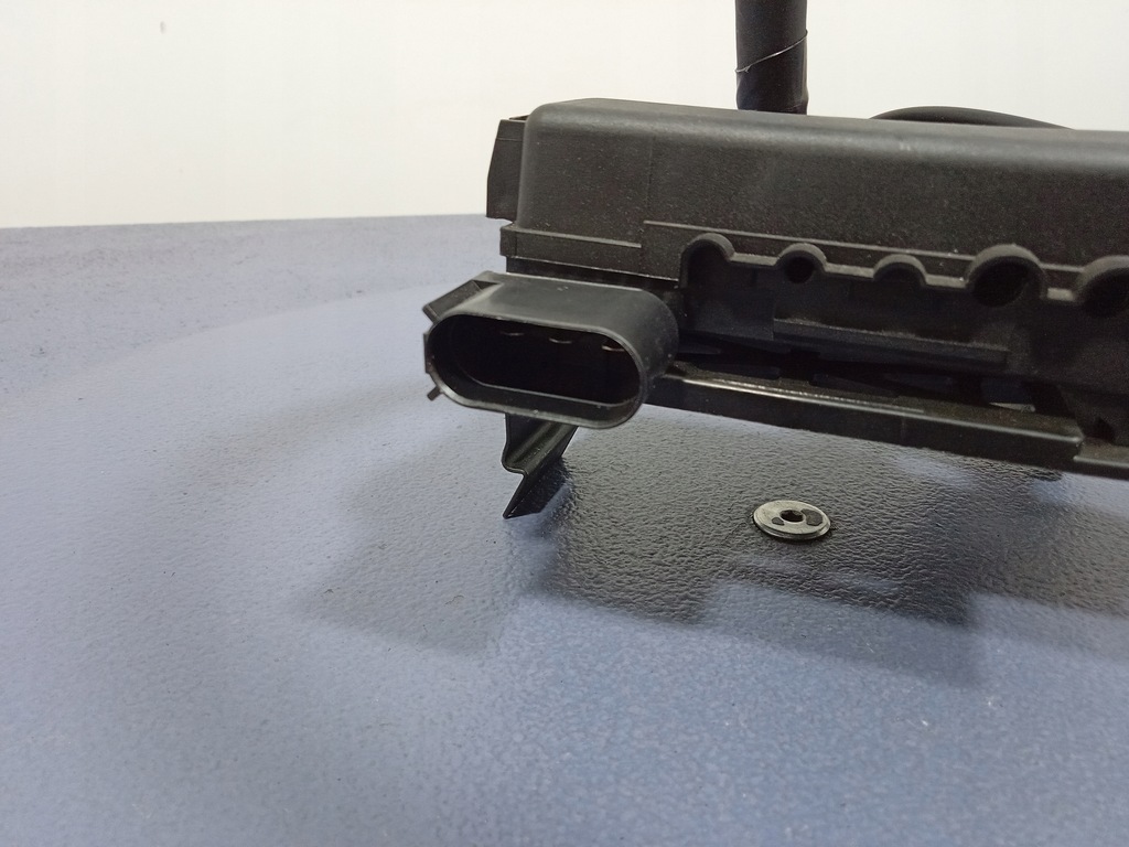 фото №5, Bentley continental i 03- шланг клемма plus аккумулятор 3w0971228d