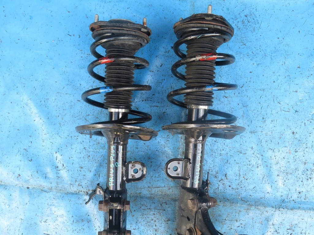 фото №1, Амортизатор пружина перед лівий lub правий toyota prius plus