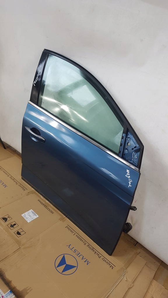 фото №2, Двері перед передні праве megane iv