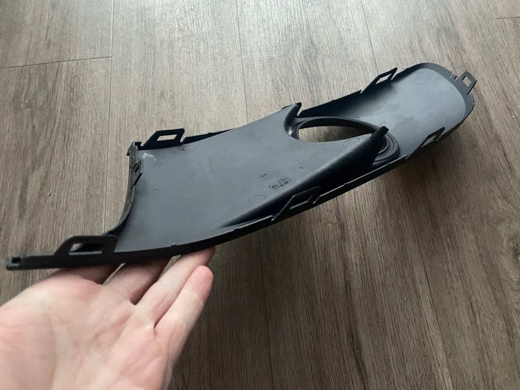 Vw caddy 3 touran рестайлинг  2011-2015 решётки бампера левый правый 1t0 оригинал в Украине