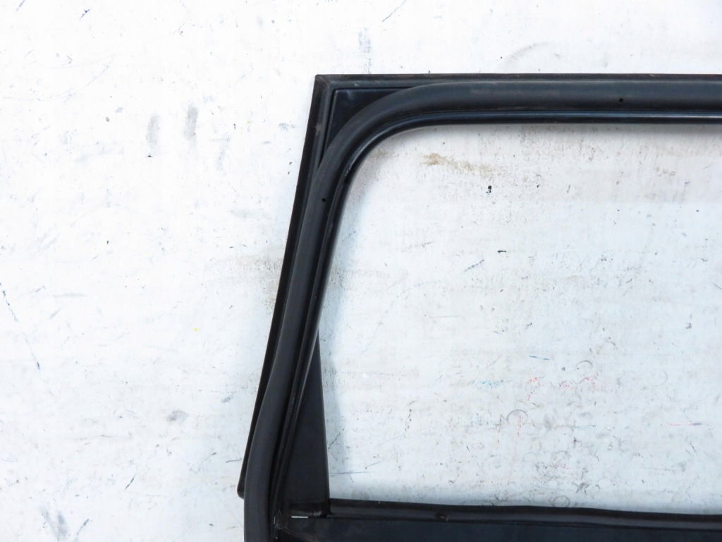 Рамка дверь левый задний  porsche cayenne 9pa в Украине