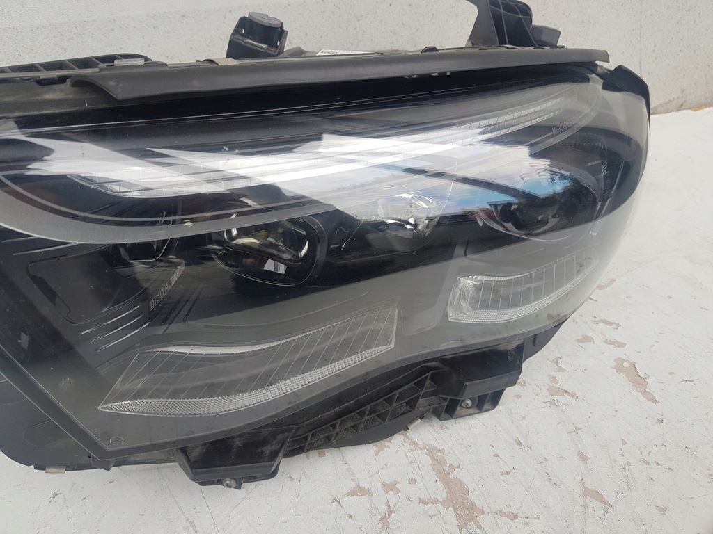 фото №2, Лампа перед передняя mercedes e-klasa w214 a2149064102