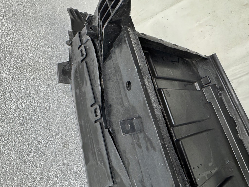 фото №8, Volvo ex30 ex-30 23- впуск шторка жалюзи воздуховод воздуха 80005258