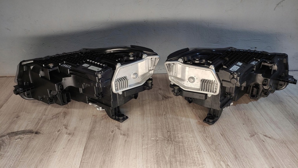 фото №13, Vw caddy iv лампа левая правая передняя перед led 2k