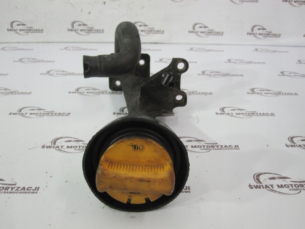 фото №5, Combo 1.3 cdti 263a2000 90km 13r заливная горловина масла 55226255