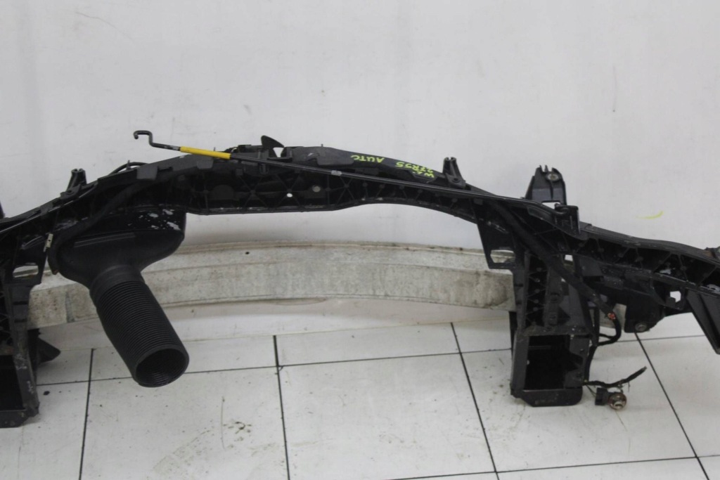 Ремінь передній підсилювач балка mercedes w245 рестайлінг  2008r- Зі Шроту