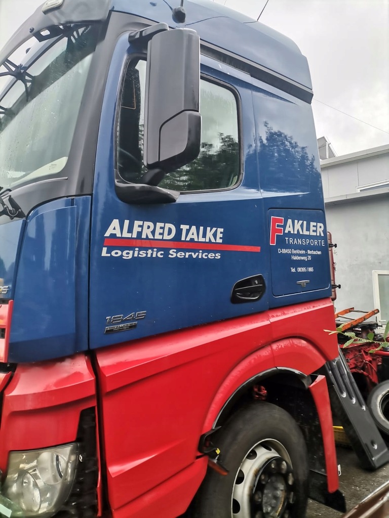 фото №1, Дверь левая полный mercedes actros