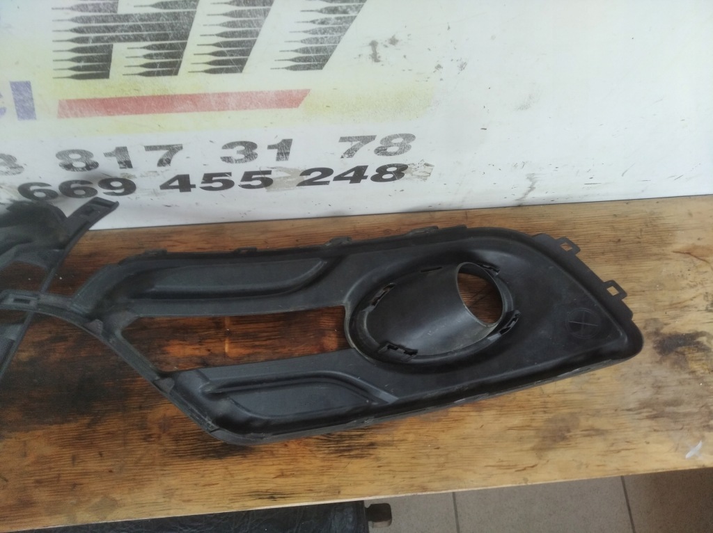 Renault megane iii lift решётка бампера перед в Украине