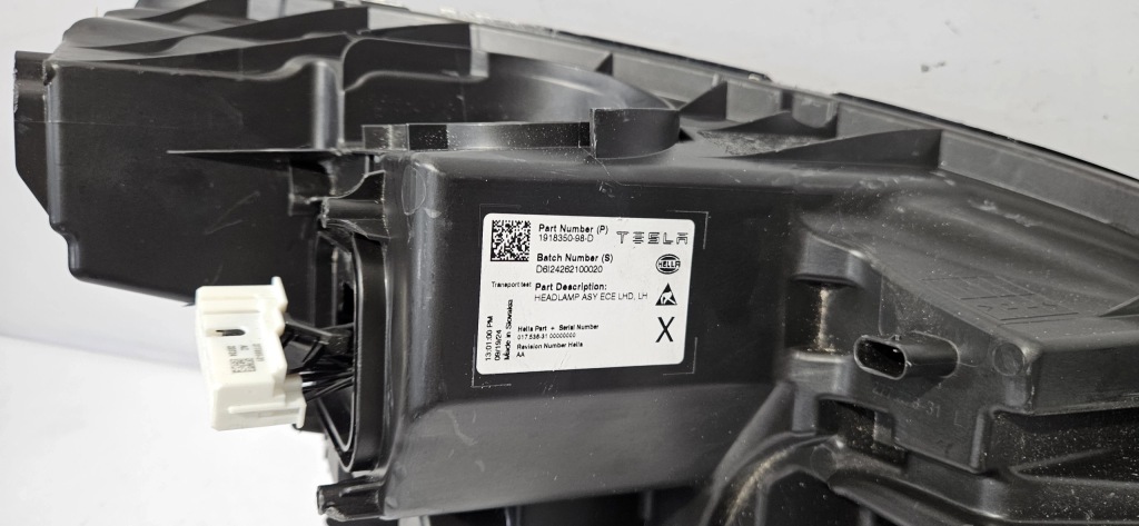 Купить Фара левый перед full led tesla y juniper 24- европа оригинал 1918350-98-d