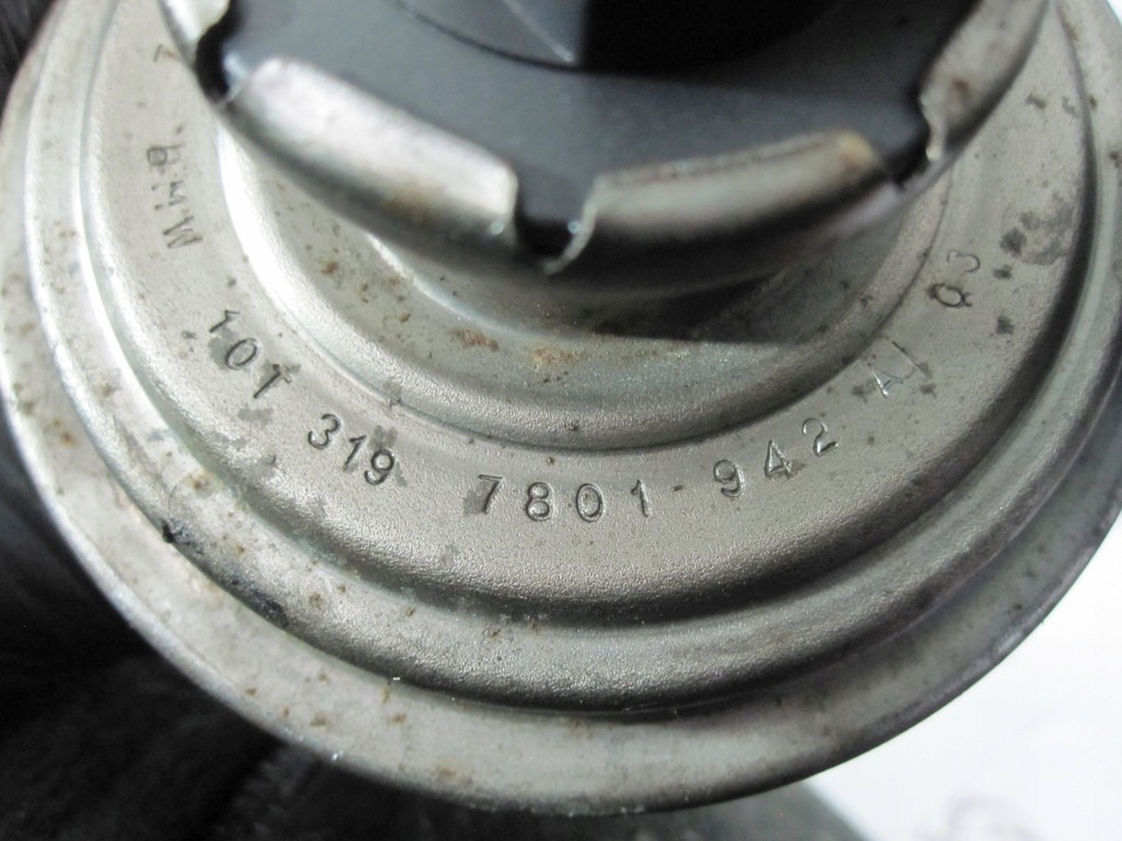 фото №8, Mini 1.6 d 11r клапан egr 7801942