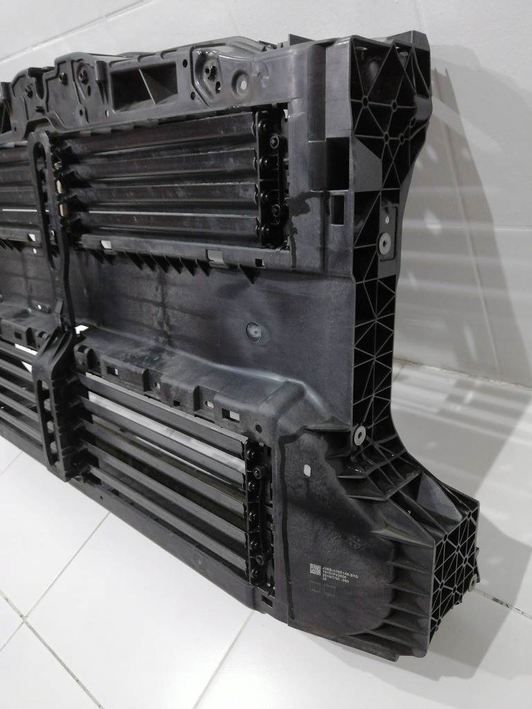 фото №5, Pas передний перед жалюзи воздуха ford focus mk4