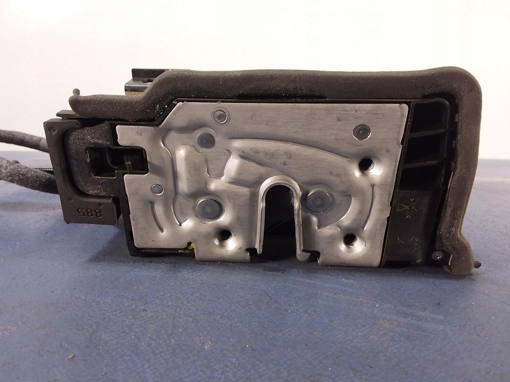 фото №4, Bmw 7 g11 g12 замок двері задня лівий 4 pin 2581869