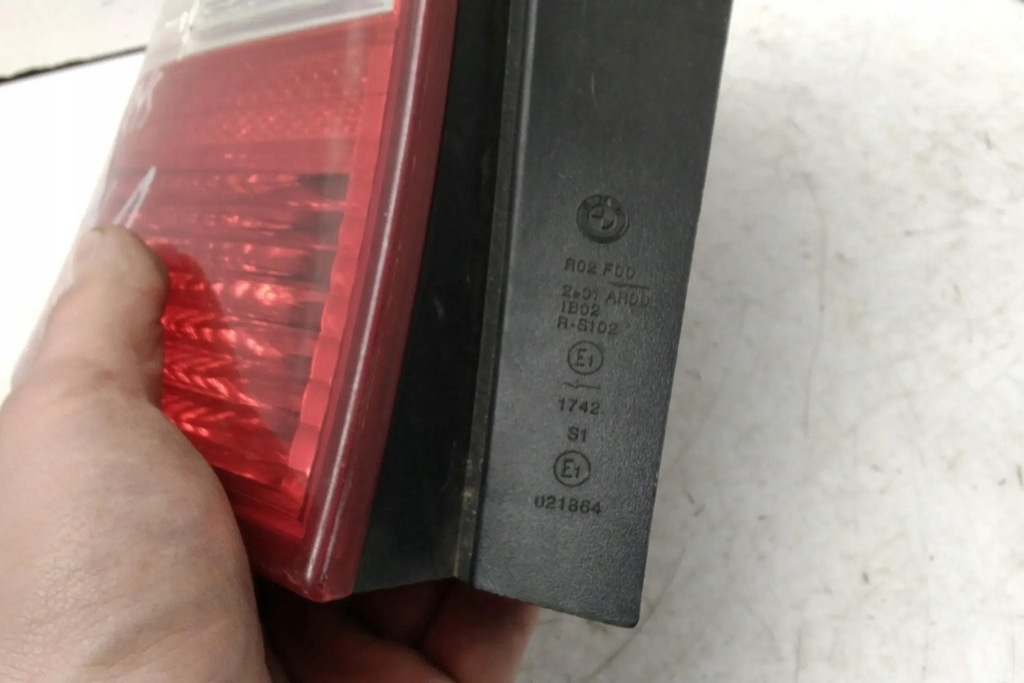 фото №9, Лампа левая задняя bmw 1 e81 6924501 2.0l дизель 2009